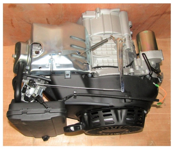 Двигатель бензиновый KM190FD для SGG 5000EHNA-6000(..) (арт.станции 1600..) / Engine Assembly (01.05.TSS190FD-101-H25A-1)